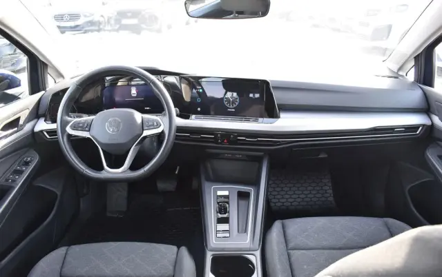 VOLKSWAGEN Golf 1.5 eTSI OPF DSG Life