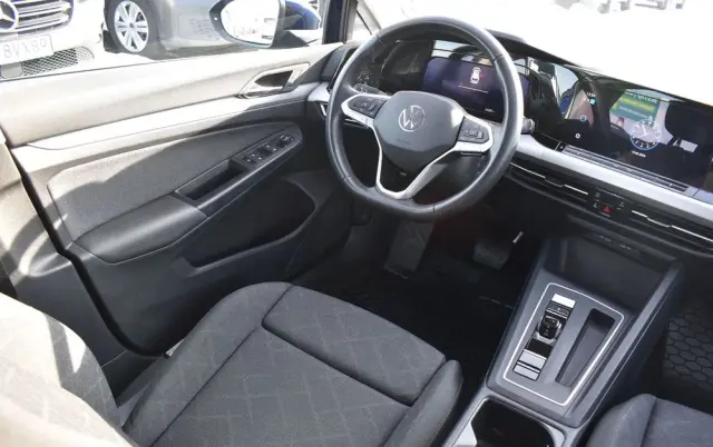 VOLKSWAGEN Golf 1.5 eTSI OPF DSG Life