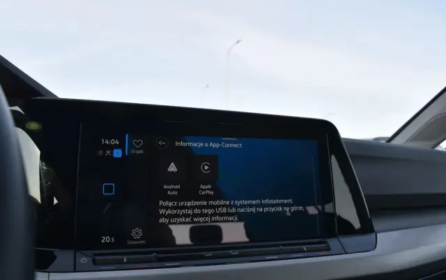 VOLKSWAGEN Golf 1.5 eTSI OPF DSG Life