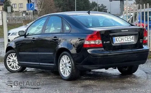 VOLVO S40 