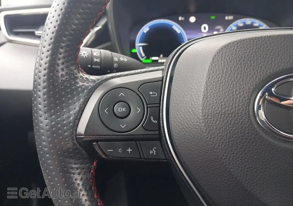 TOYOTA Corolla 1.8 Hybrid GR Sport