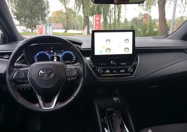 TOYOTA Corolla 1.8 Hybrid GR Sport