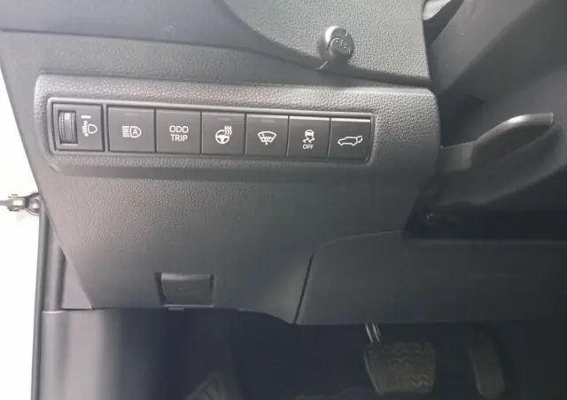 TOYOTA Corolla 1.8 Hybrid GR Sport