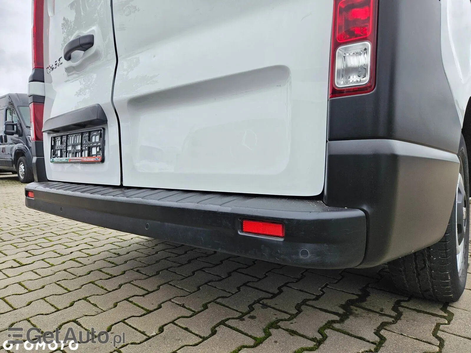 RENAULT Trafic L2H1 Pack Clim (1200)