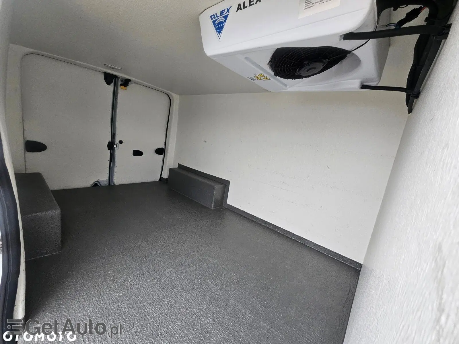 RENAULT Trafic L2H1 Pack Clim (1200)