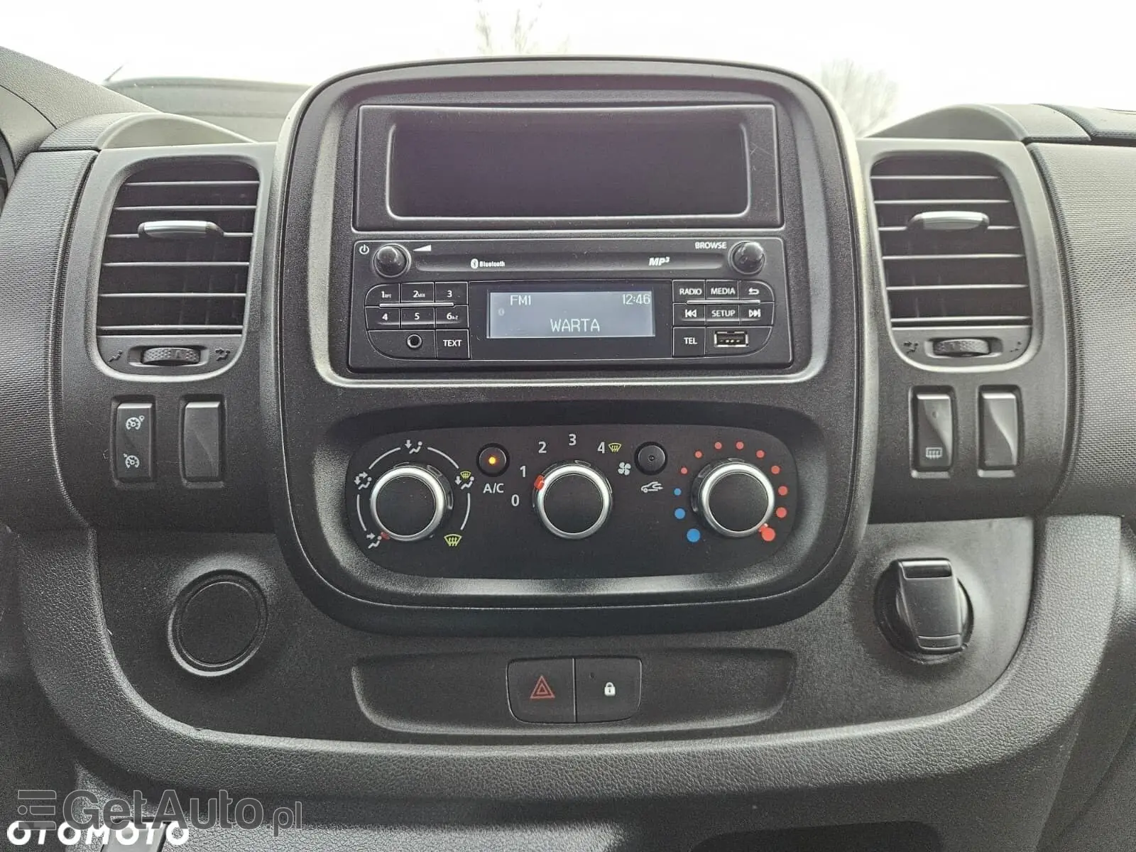 RENAULT Trafic L2H1 Pack Clim (1200)