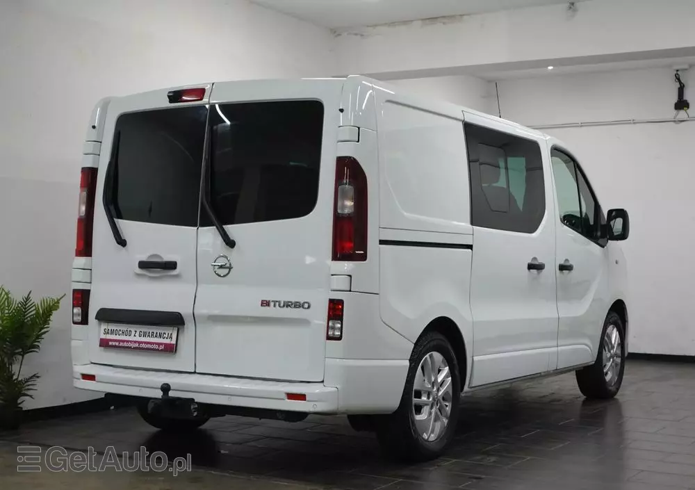OPEL Vivaro 