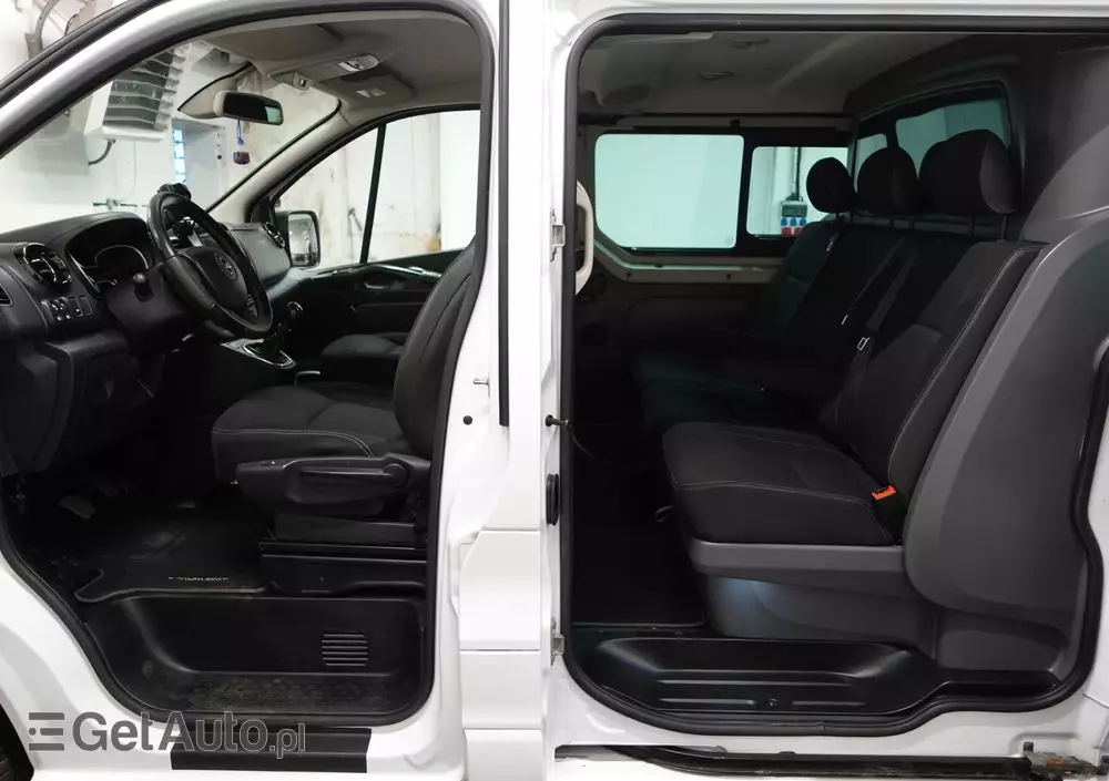 OPEL Vivaro 
