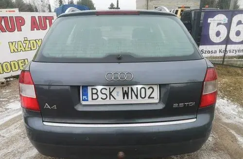 AUDI A4 