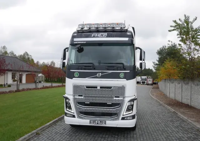 VOLVO FH 16 / 650KM/ XXL / DMC 120 TON/ 6X4/ RETARDER/ STAN IDEALNY 