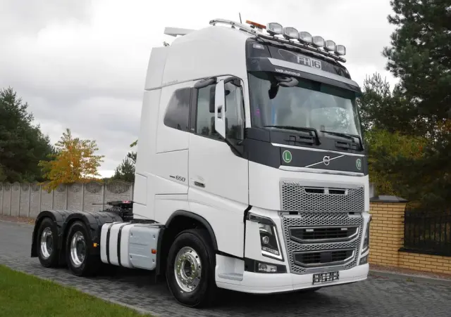 VOLVO FH 16 / 650KM/ XXL / DMC 120 TON/ 6X4/ RETARDER/ STAN IDEALNY 