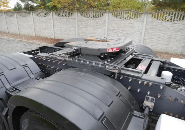 VOLVO FH 16 / 650KM/ XXL / DMC 120 TON/ 6X4/ RETARDER/ STAN IDEALNY 