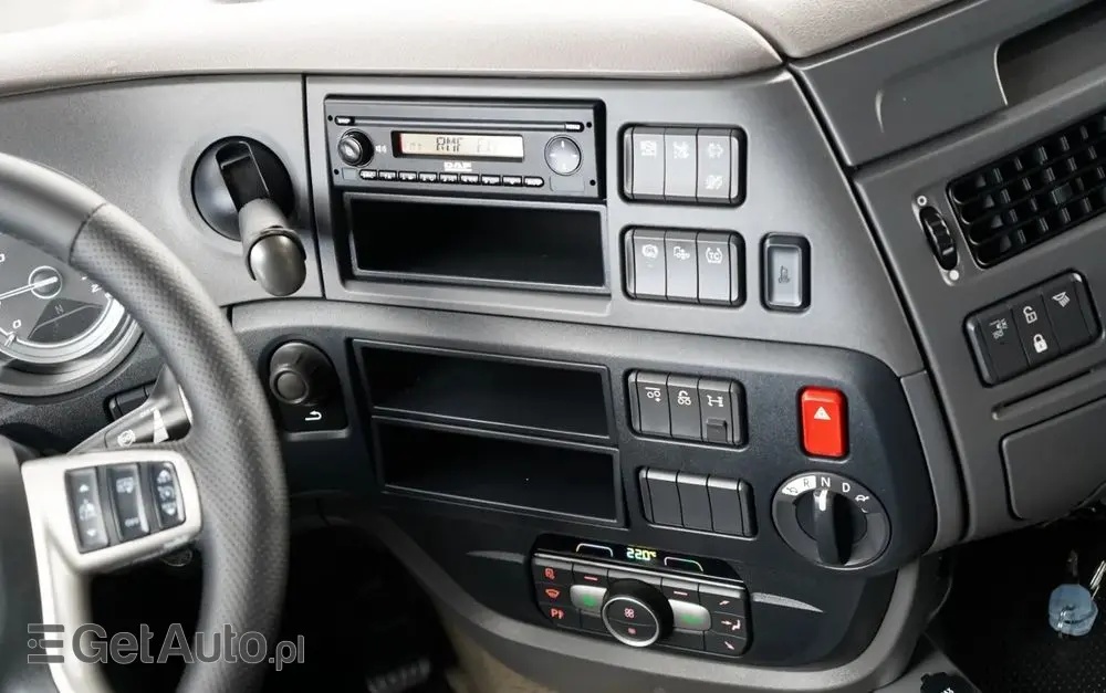 DAF XF 480 / BDF / 6X2 / SSC / KLIMATYZACJA POSTOJOWA / OŚ PODNOSZONA / PO KONTRAKCIE SERWISOWYM 