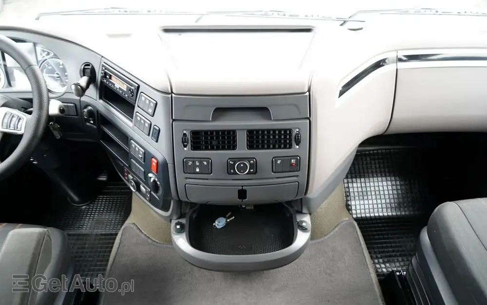 DAF XF 480 / BDF / 6X2 / SSC / KLIMATYZACJA POSTOJOWA / OŚ PODNOSZONA / PO KONTRAKCIE SERWISOWYM 