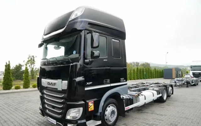 DAF XF 480 / BDF / 6X2 / SSC / KLIMATYZACJA POSTOJOWA / OŚ PODNOSZONA / PO KONTRAKCIE SERWISOWYM 