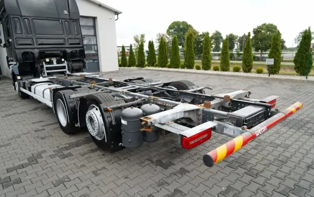 DAF XF 480 / BDF / 6X2 / SSC / KLIMATYZACJA POSTOJOWA / OŚ PODNOSZONA / PO KONTRAKCIE SERWISOWYM 