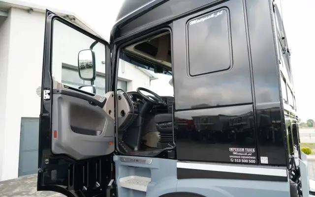 DAF XF 480 / BDF / 6X2 / SSC / KLIMATYZACJA POSTOJOWA / OŚ PODNOSZONA / PO KONTRAKCIE SERWISOWYM 