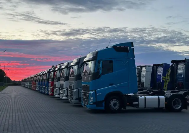 DAF XF 480 / BDF / 6X2 / SSC / KLIMATYZACJA POSTOJOWA / OŚ PODNOSZONA / PO KONTRAKCIE SERWISOWYM 