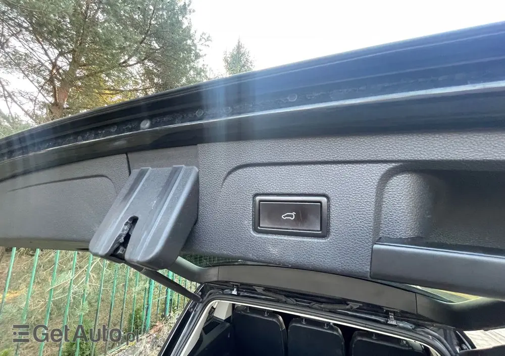 VOLKSWAGEN Touran 2.0 TDI SCR DSG Trendline