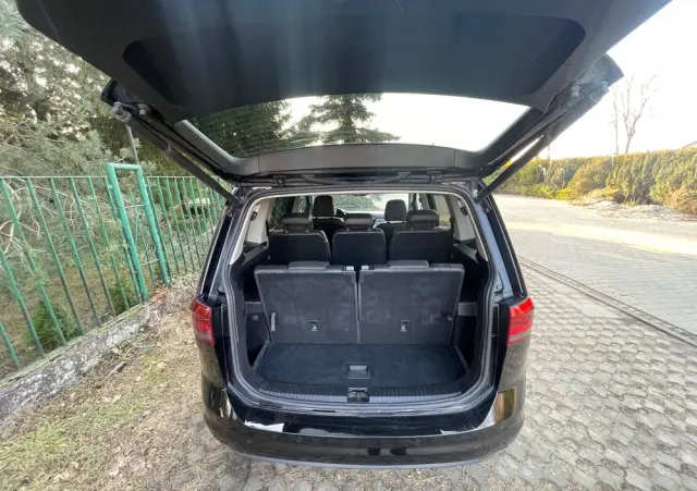 VOLKSWAGEN Touran 2.0 TDI SCR DSG Trendline