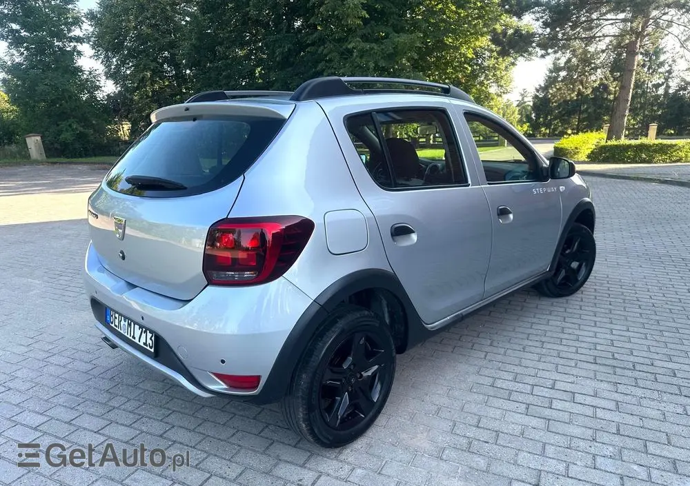 DACIA Sandero Stepway 1.0 TCe Essential