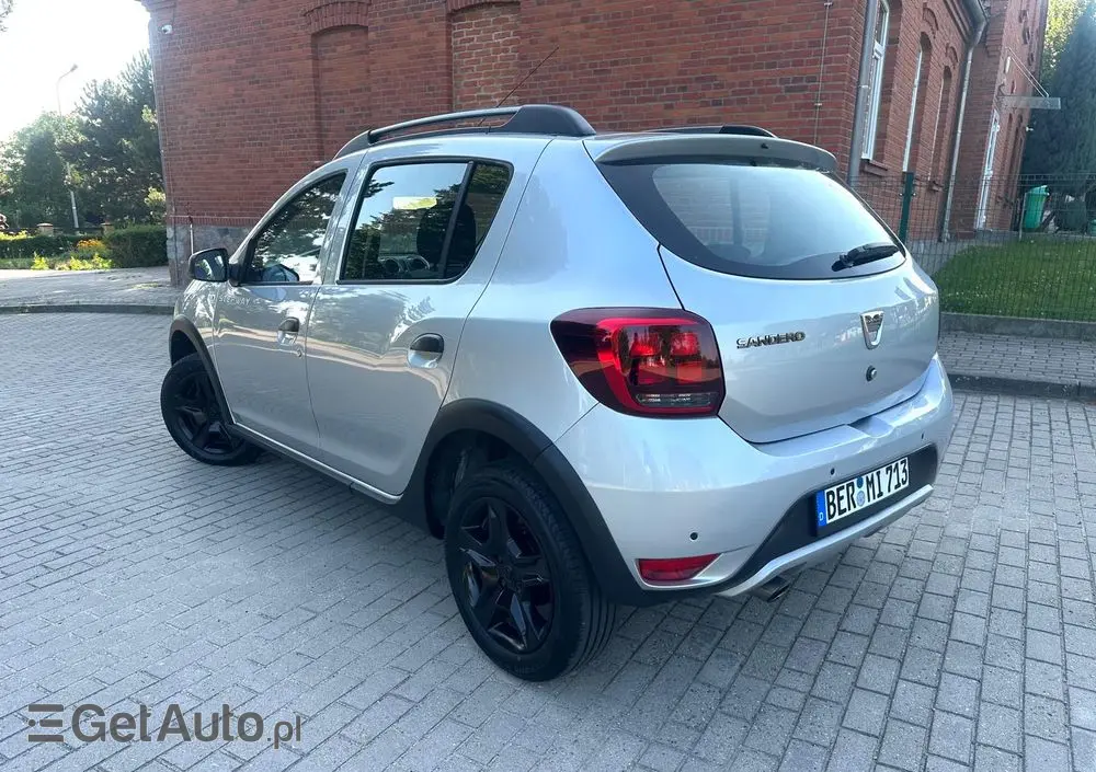 DACIA Sandero Stepway 1.0 TCe Essential