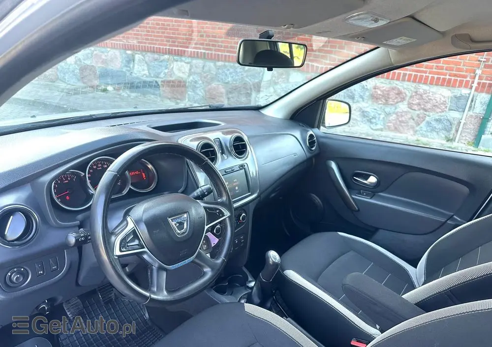 DACIA Sandero Stepway 1.0 TCe Essential