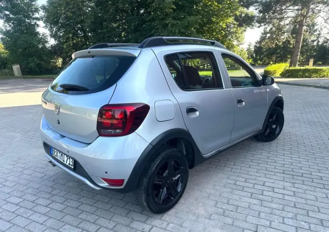 DACIA Sandero Stepway 1.0 TCe Essential