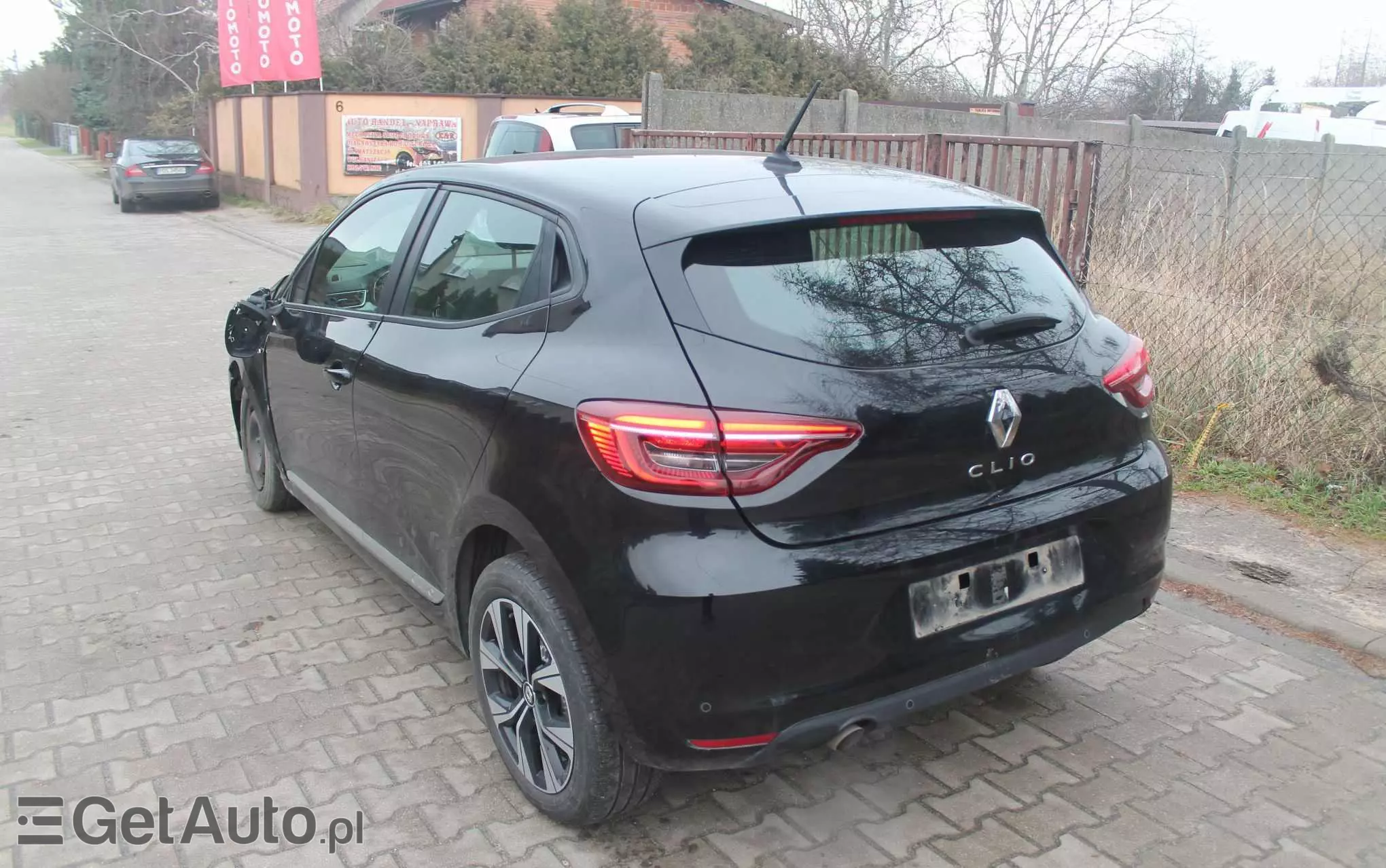 RENAULT Clio 