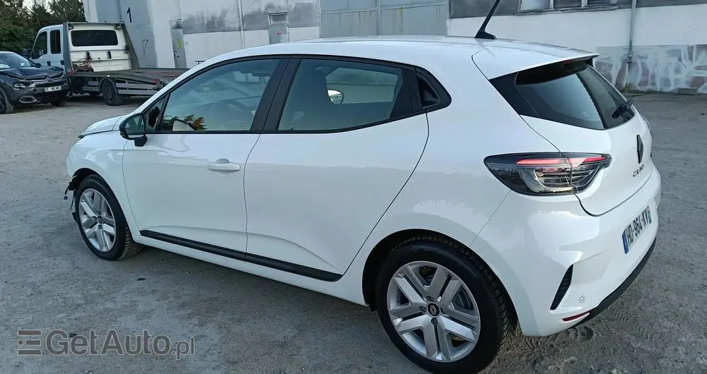 RENAULT Clio 1.6 E-TECH Full Hybrid 145 Evolution