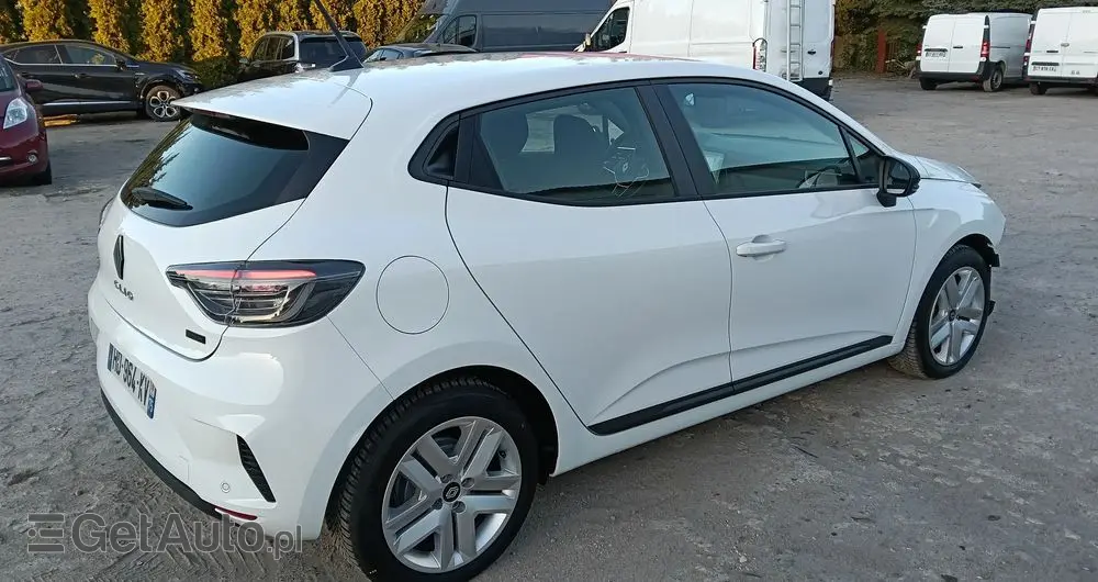 RENAULT Clio 1.6 E-TECH Full Hybrid 145 Evolution