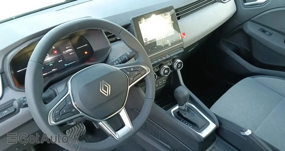 RENAULT Clio 1.6 E-TECH Full Hybrid 145 Evolution