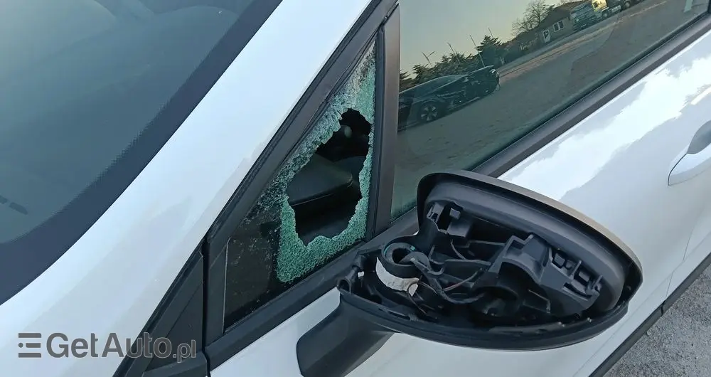 RENAULT Clio 1.6 E-TECH Full Hybrid 145 Evolution