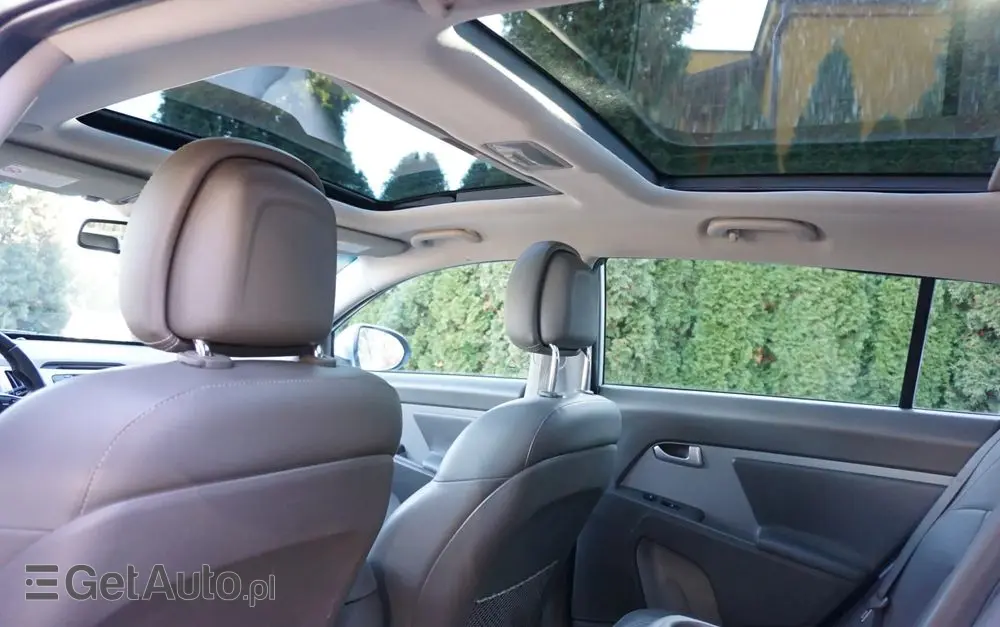 KIA Sportage 2.0 CRDI 4WD Automatik Spirit