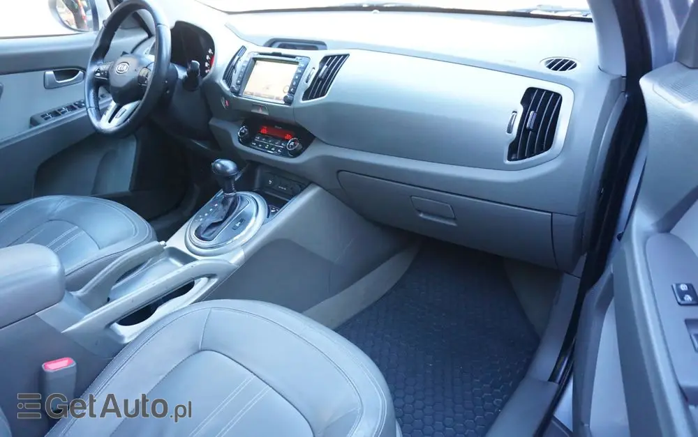 KIA Sportage 2.0 CRDI 4WD Automatik Spirit