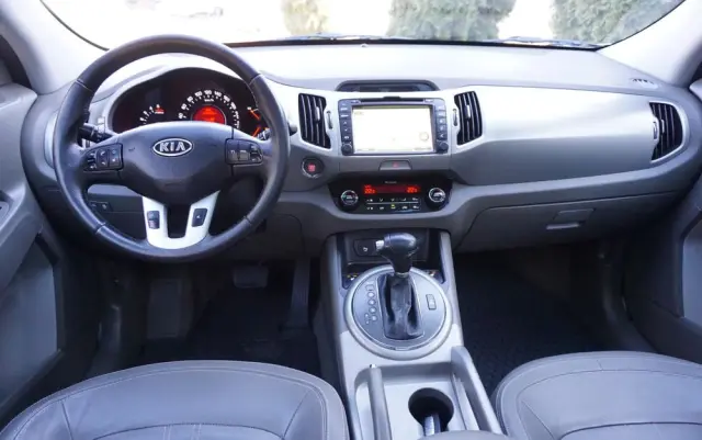 KIA Sportage 2.0 CRDI 4WD Automatik Spirit