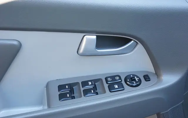 KIA Sportage 2.0 CRDI 4WD Automatik Spirit