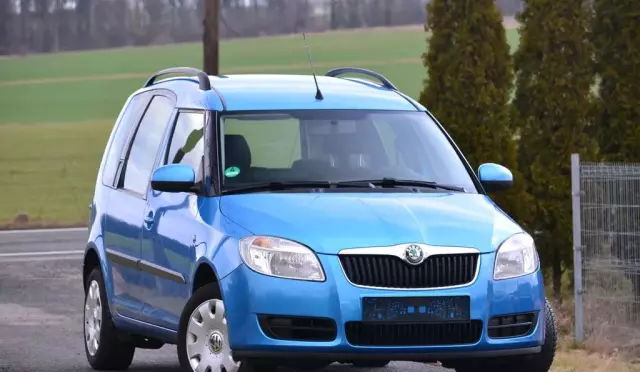 SKODA Roomster 