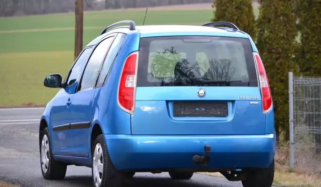 SKODA Roomster 
