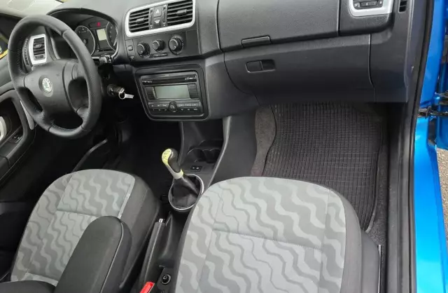 SKODA Roomster 