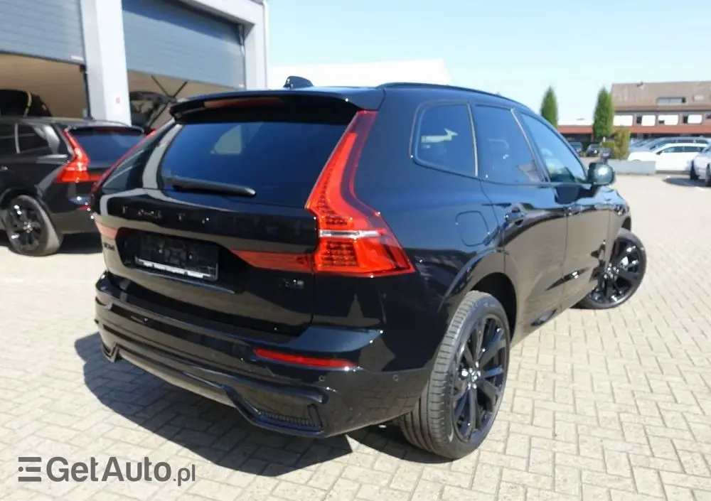 VOLVO XC 60 T8 AWD Ultra Black Edition