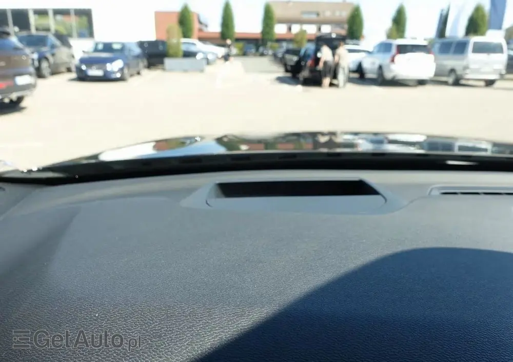 VOLVO XC 60 T8 AWD Ultra Black Edition