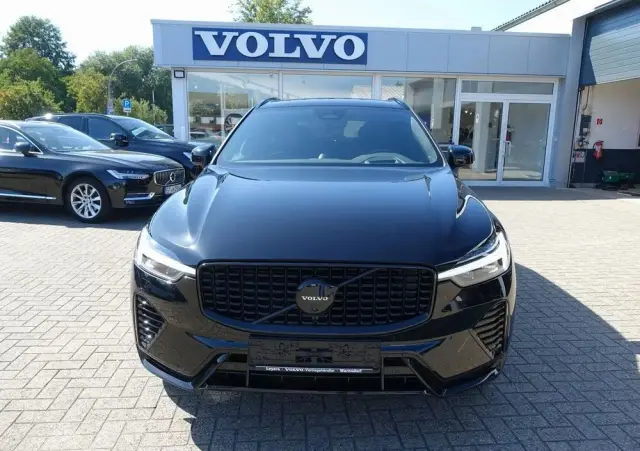 VOLVO XC 60 T8 AWD Ultra Black Edition