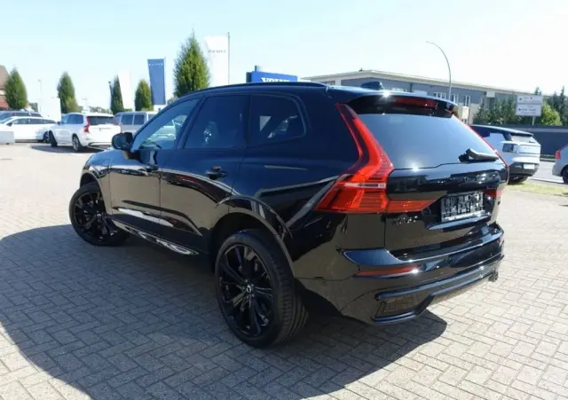 VOLVO XC 60 T8 AWD Ultra Black Edition