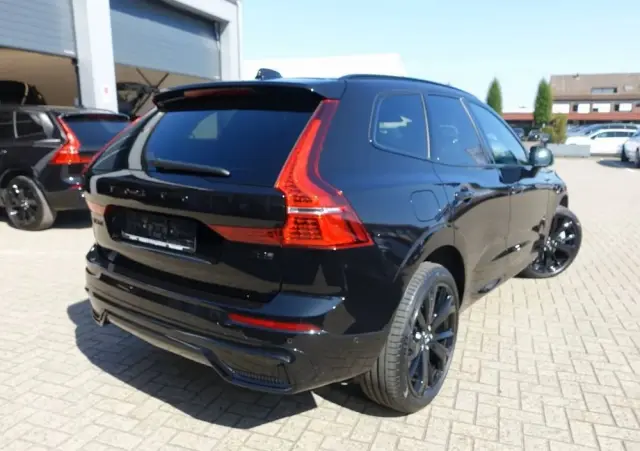 VOLVO XC 60 T8 AWD Ultra Black Edition