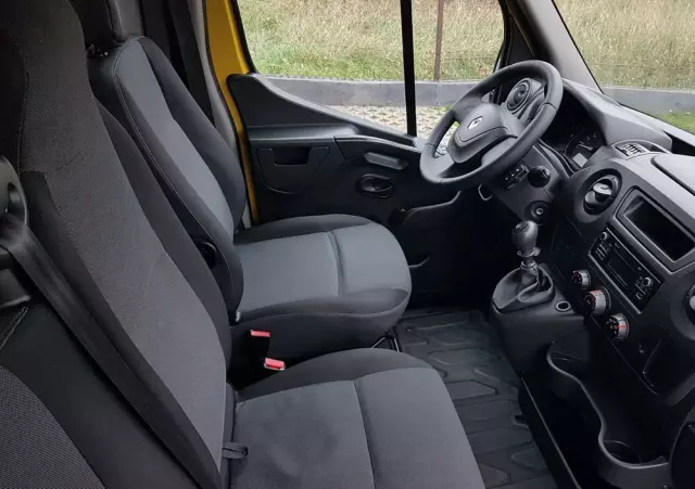 RENAULT MASTER KONTENER 8EP 4,21x2,23x2,22 KLIMA MANUAL KRAJOWY 6-BIEGÓW 