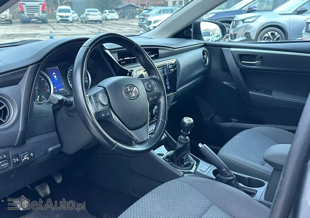 TOYOTA Corolla 1.6 Comfort