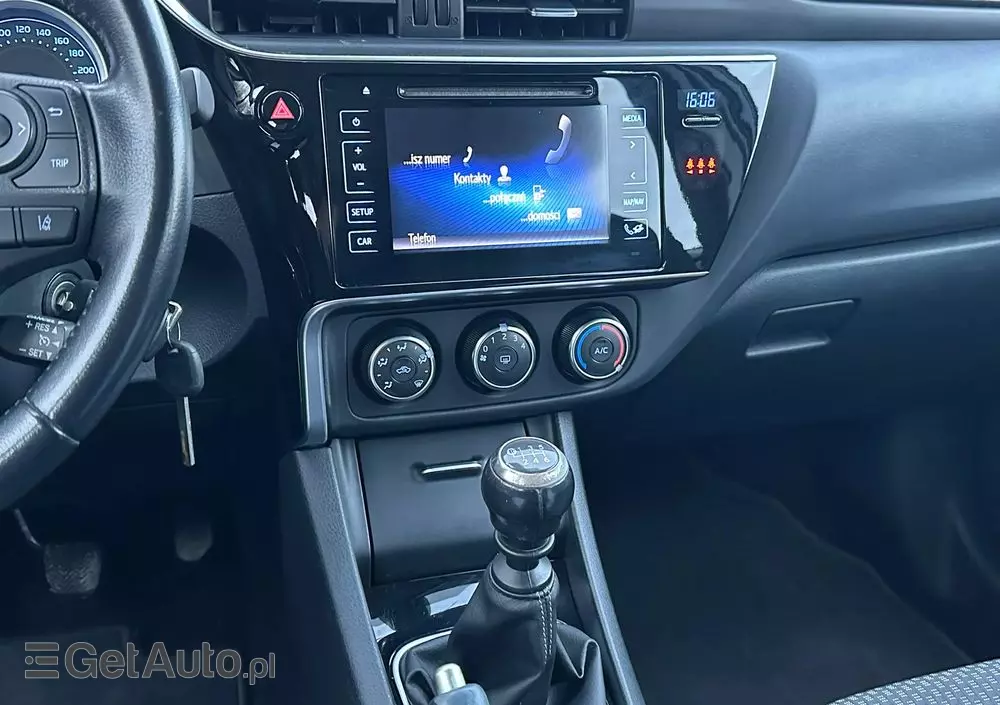 TOYOTA Corolla 1.6 Comfort