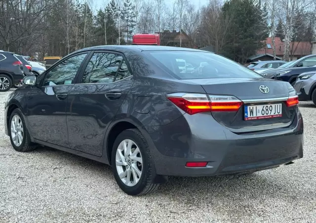 TOYOTA Corolla 1.6 Comfort