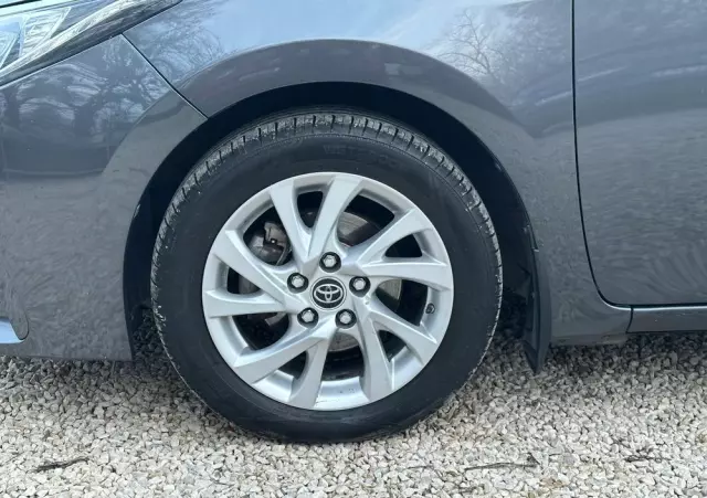 TOYOTA Corolla 1.6 Comfort